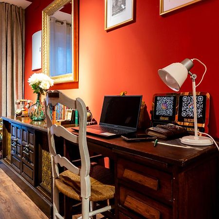 Apartamento Mikaela Alcala De Henares Ngoại thất bức ảnh