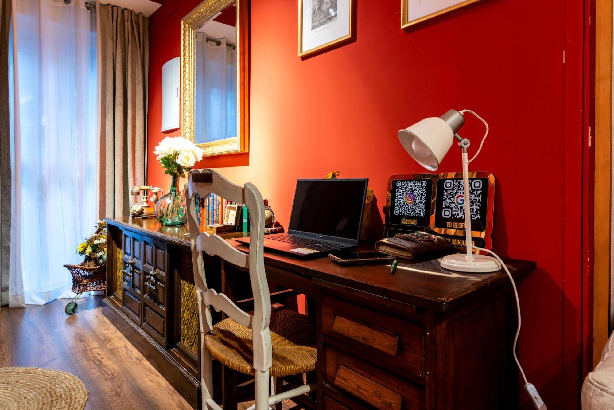 Apartamento Mikaela Alcala De Henares Ngoại thất bức ảnh